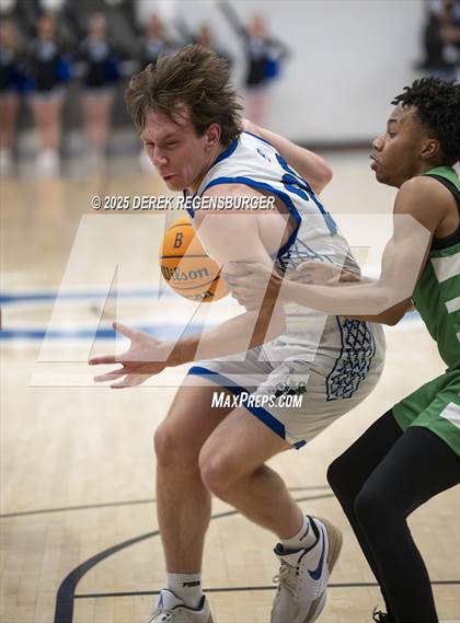 Thumbnail 3 in Overland vs Broomfield (CHSAA 6A Playoffs Round 1) photogallery.