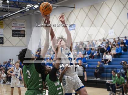 Thumbnail 3 in Overland vs Broomfield (CHSAA 6A Playoffs Round 1) photogallery.