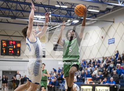 Thumbnail 3 in Overland vs Broomfield (CHSAA 6A Playoffs Round 1) photogallery.