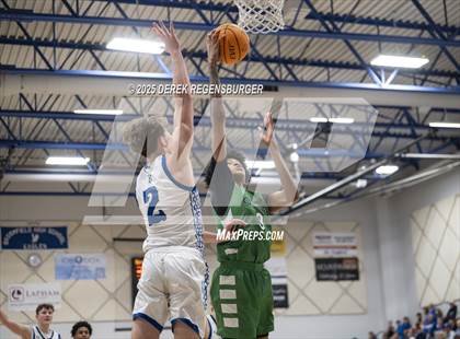 Thumbnail 1 in Overland vs Broomfield (CHSAA 6A Playoffs Round 1) photogallery.