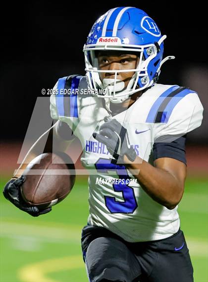 Thumbnail 2 in La Habra @ Crean Lutheran photogallery.