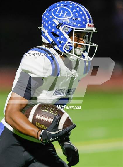 Thumbnail 2 in La Habra @ Crean Lutheran photogallery.