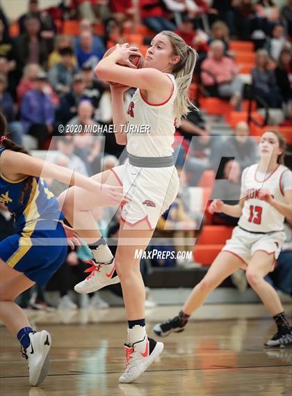 Thumbnail 3 in Lind-Ritzville/Sprague/Washtucna/Kahlotus vs. Colfax photogallery.