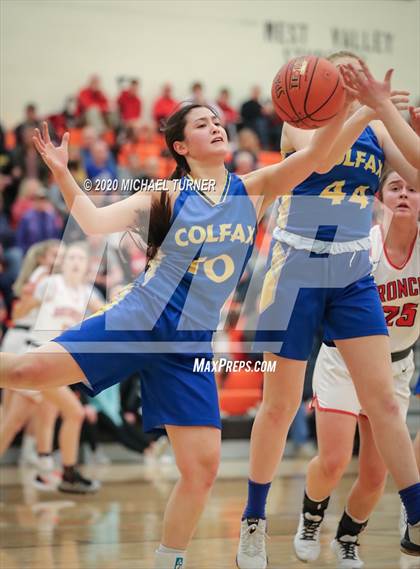 Thumbnail 2 in Lind-Ritzville/Sprague/Washtucna/Kahlotus vs. Colfax photogallery.