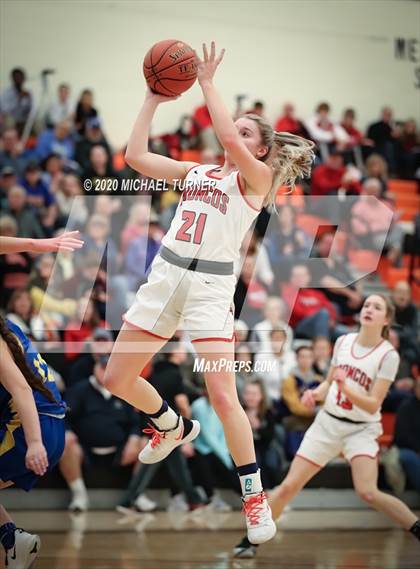 Thumbnail 1 in Lind-Ritzville/Sprague/Washtucna/Kahlotus vs. Colfax photogallery.