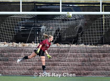 Thumbnail 3 in Broomfield vs. ThunderRidge (CHSAA 5A Quarterfinal) photogallery.