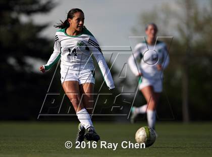Thumbnail 3 in Broomfield vs. ThunderRidge (CHSAA 5A Quarterfinal) photogallery.
