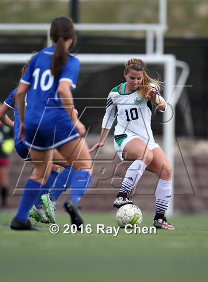 Thumbnail 2 in Broomfield vs. ThunderRidge (CHSAA 5A Quarterfinal) photogallery.