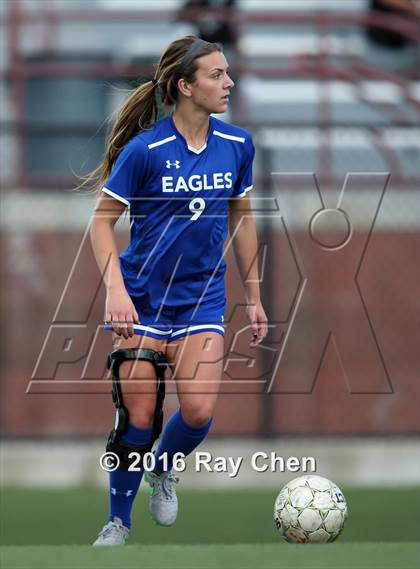 Thumbnail 1 in Broomfield vs. ThunderRidge (CHSAA 5A Quarterfinal) photogallery.