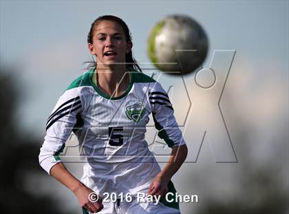 Thumbnail 3 in Broomfield vs. ThunderRidge (CHSAA 5A Quarterfinal) photogallery.