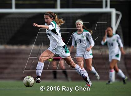 Thumbnail 3 in Broomfield vs. ThunderRidge (CHSAA 5A Quarterfinal) photogallery.