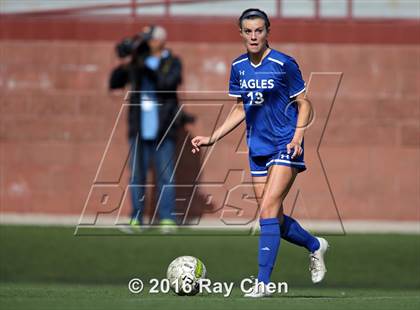 Thumbnail 3 in Broomfield vs. ThunderRidge (CHSAA 5A Quarterfinal) photogallery.