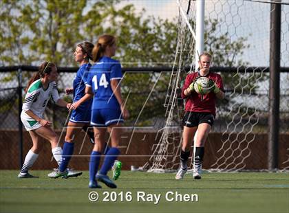 Thumbnail 3 in Broomfield vs. ThunderRidge (CHSAA 5A Quarterfinal) photogallery.