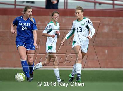 Thumbnail 2 in Broomfield vs. ThunderRidge (CHSAA 5A Quarterfinal) photogallery.