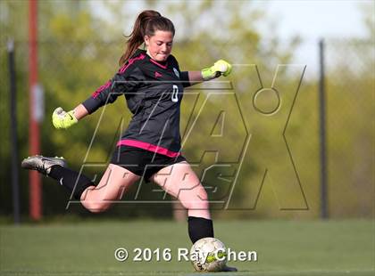 Thumbnail 2 in Broomfield vs. ThunderRidge (CHSAA 5A Quarterfinal) photogallery.