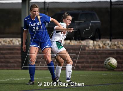 Thumbnail 3 in Broomfield vs. ThunderRidge (CHSAA 5A Quarterfinal) photogallery.