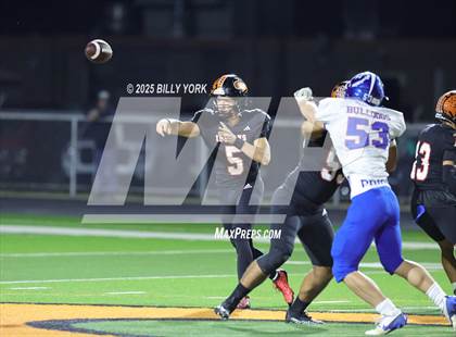 Thumbnail 3 in Grand Saline vs Quitman photogallery.