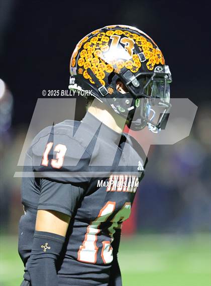 Thumbnail 2 in Grand Saline vs Quitman photogallery.