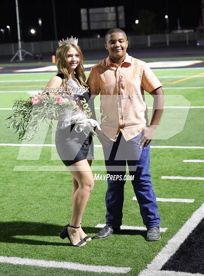 Thumbnail 3 in Grand Saline vs Quitman photogallery.