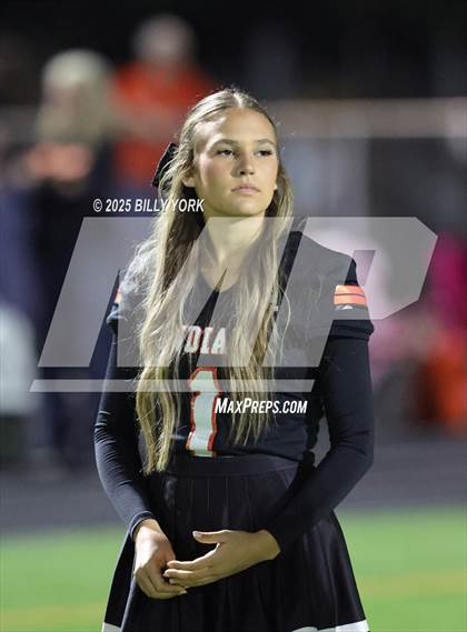 Thumbnail 3 in Grand Saline vs Quitman photogallery.