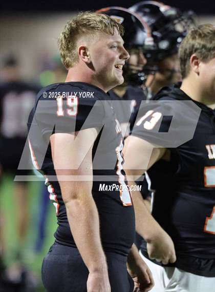 Thumbnail 3 in Grand Saline vs Quitman photogallery.