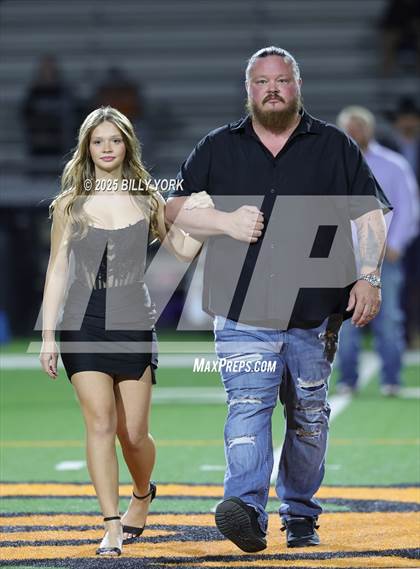 Thumbnail 2 in Grand Saline vs Quitman photogallery.