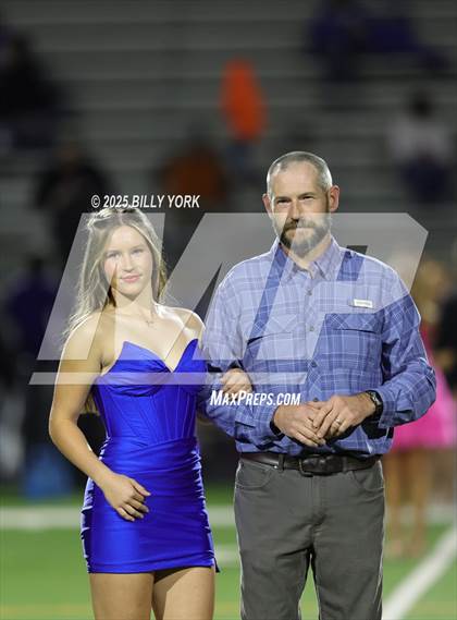 Thumbnail 2 in Grand Saline vs Quitman photogallery.