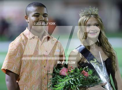 Thumbnail 2 in Grand Saline vs Quitman photogallery.