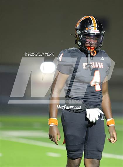 Thumbnail 1 in Grand Saline vs Quitman photogallery.