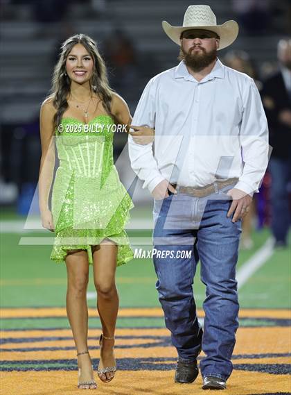 Thumbnail 3 in Grand Saline vs Quitman photogallery.