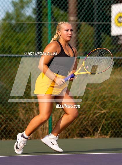 Thumbnail 1 in Springboro @ Centerville photogallery.