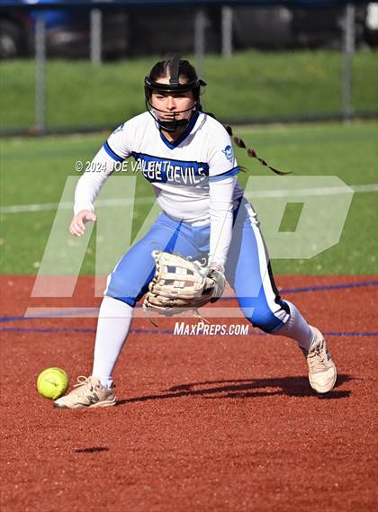 Thumbnail 2 in Lockport @ Kenmore West photogallery.