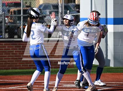 Thumbnail 2 in Lockport @ Kenmore West photogallery.