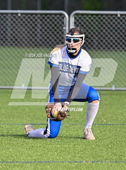 Thumbnail 2 in Lockport @ Kenmore West photogallery.