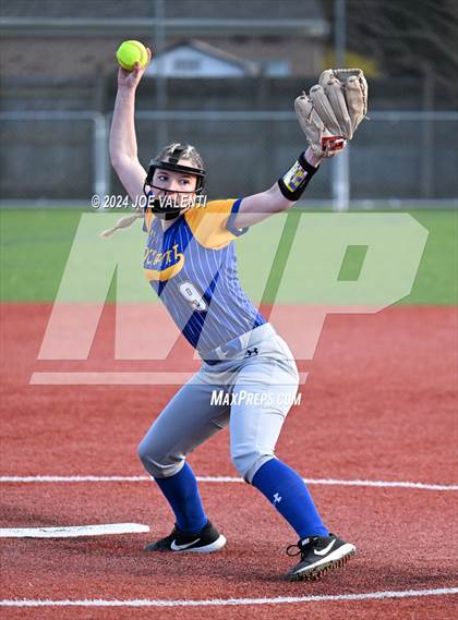 Thumbnail 2 in Lockport @ Kenmore West photogallery.