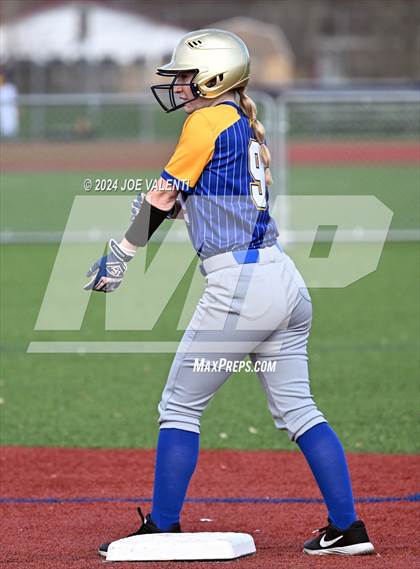 Thumbnail 1 in Lockport @ Kenmore West photogallery.