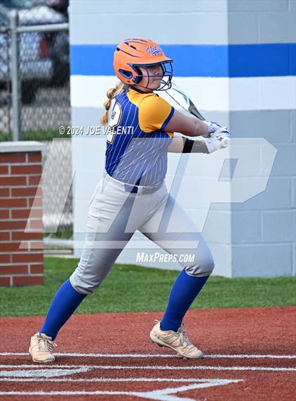 Thumbnail 3 in Lockport @ Kenmore West photogallery.