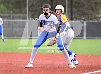 Thumbnail 3 in Lockport @ Kenmore West photogallery.