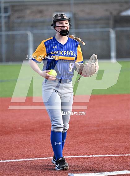 Thumbnail 2 in Lockport @ Kenmore West photogallery.