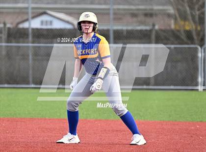 Thumbnail 1 in Lockport @ Kenmore West photogallery.