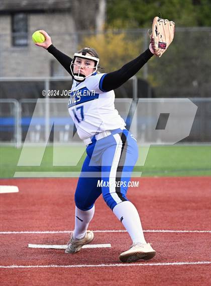 Thumbnail 1 in Lockport @ Kenmore West photogallery.