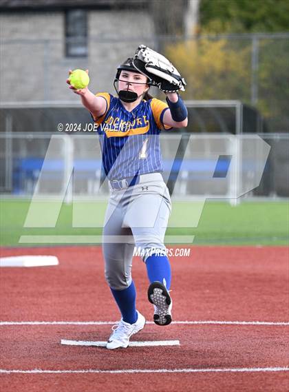 Thumbnail 2 in Lockport @ Kenmore West photogallery.