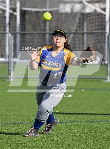 Thumbnail 2 in Lockport @ Kenmore West photogallery.