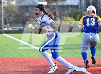 Thumbnail 1 in Lockport @ Kenmore West photogallery.