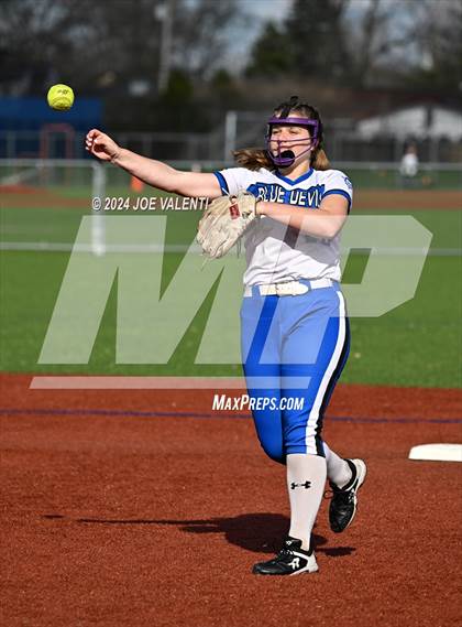 Thumbnail 3 in Lockport @ Kenmore West photogallery.