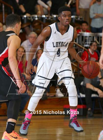 Thumbnail 2 in Harvard-Westlake vs. Loyola photogallery.