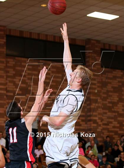 Thumbnail 1 in Harvard-Westlake vs. Loyola photogallery.