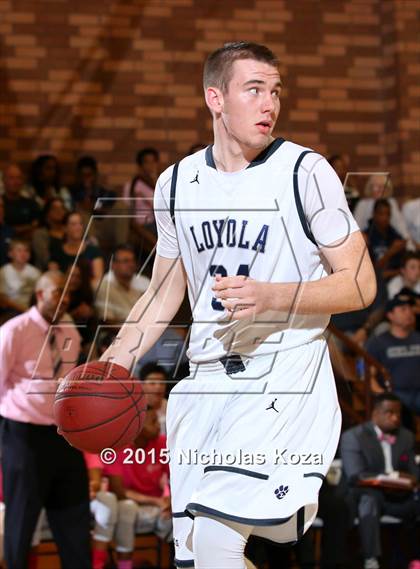 Thumbnail 1 in Harvard-Westlake vs. Loyola photogallery.
