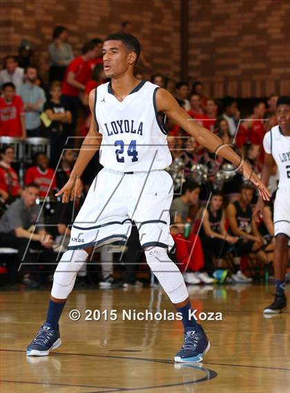 Thumbnail 2 in Harvard-Westlake vs. Loyola photogallery.