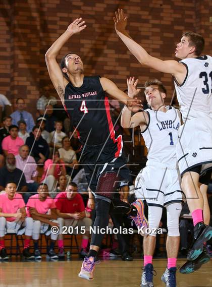 Thumbnail 1 in Harvard-Westlake vs. Loyola photogallery.